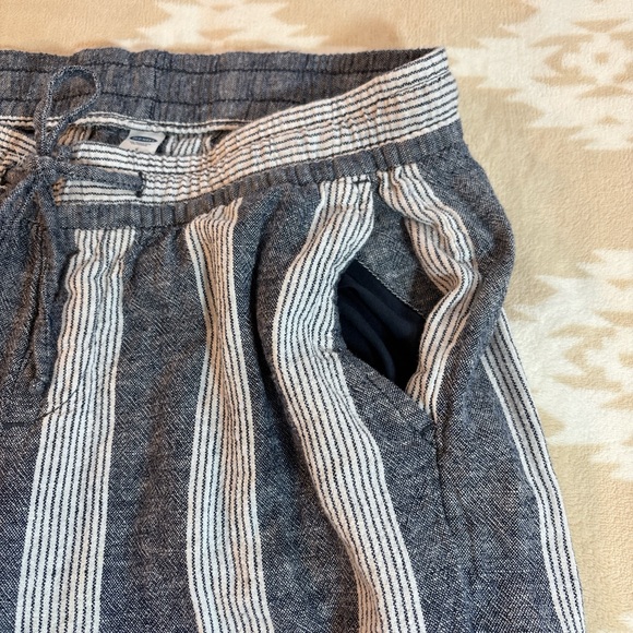 Old Navy Navy Blue & White Striped Drawstring Linen Pants - Picture 5 of 9